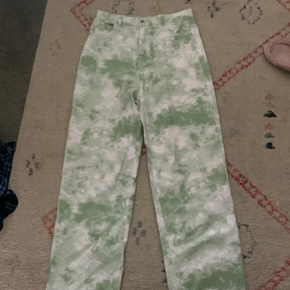 GREEN AND WHITE TYE DIE JEANS